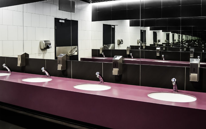 Terpaksa Menggunakan Toilet Umum Saat New Normal? Ikuti 7 Tips Ini Agar Terhindar dari Virus Corona