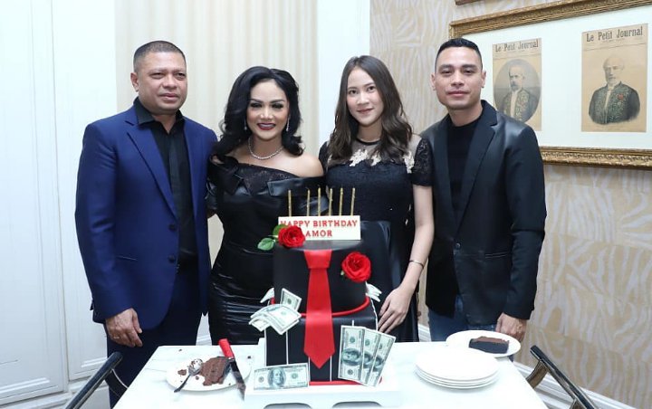 Kisah Cinta Adik Raul Lemos Bebas Drama, Papa Angkat Syahrini Kembali Teror Lewat Pesan-Topik Pagi