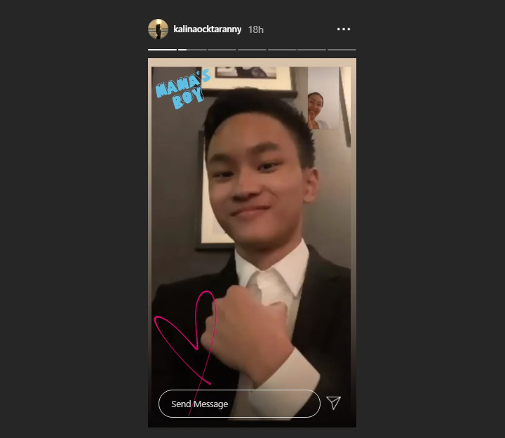 Kalina Oktarani Pajang Foto Azka Pakai Jas, Dibilang Mirip Kim Soo Hyun