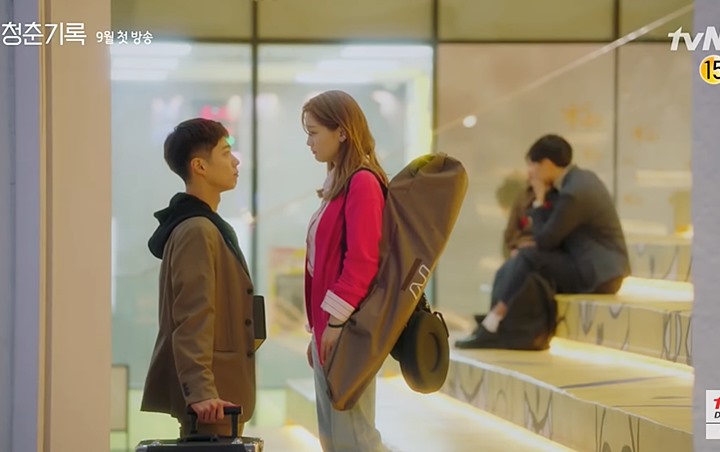 Park Bo Gum dan Park So Dam Romantis Nikmati Masa Muda di Teaser 'Record of Youth'