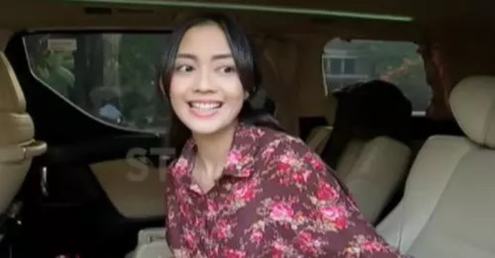 Ekspresi Ririn Dwi Ariyanti