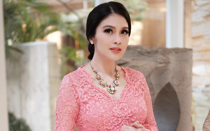 Hidup Nyaris Sempurna, Sandra Dewi Blak-blakan Ngaku Iri dengan Artis Ini
