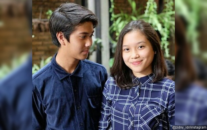 Zidny Calon Mantu Curi Hati Temui Ortu Iqbaal Ramadhan, Foto 'Jaga Jarak' Jadi Sorotan