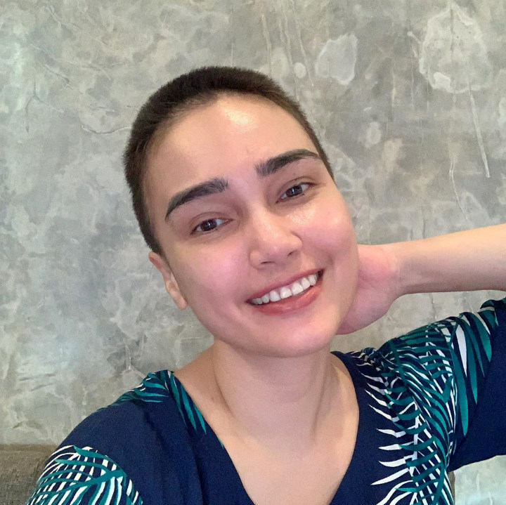 Feby Febiola Ternyata Mendambakan Rambut Botak