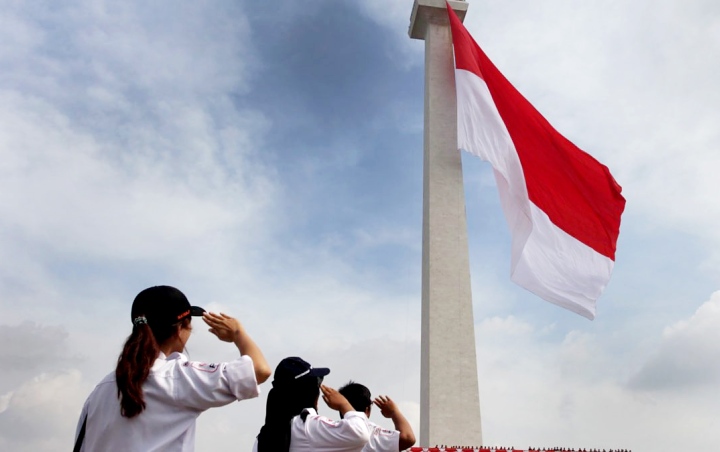 Istana Imbau Bendera Merah Putih Dikibarkan Sepanjang Bulan Agustus