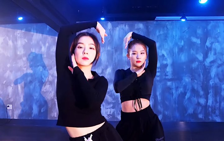 Seulgi Dan Irene Red Velvet Pamer Kekompakan Serta Aura Elegan Di Video Performance 'Naughty'