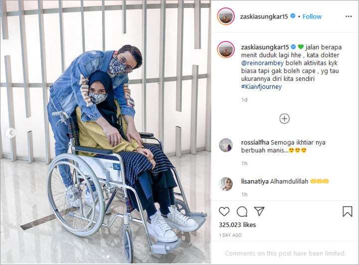 Tak Boleh Kelelahan, Zaskia Sungkar Pilih Pakai Kursi Roda Saat Ngemal Ditemani Irwansyah