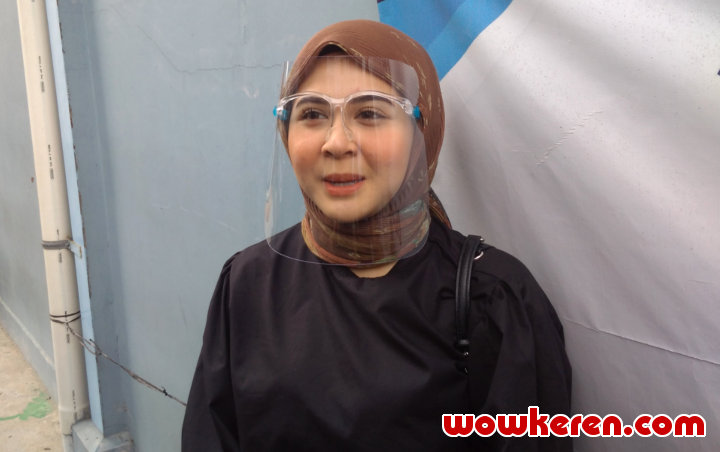 Siap-Siap Nikah, Kesha Ratuliu Belajar Masak Nih!