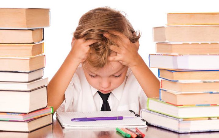 Anak Ternyata Juga Bisa Stres Akibat Belajar Di Rumah Saat Pandemi, Ini 7 Cara Untuk Mengatasinya!