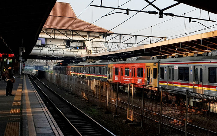 Wajib Swab Dan Rapid Test Di Pesawat Siap Dihapus, Ini Nasib Tes Corona Di Kereta