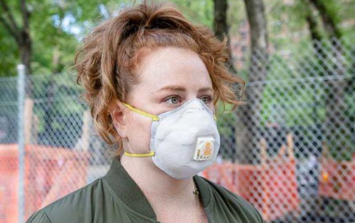 AS Larang Penggunaan Masker Ventilasi, Ini Alasannya