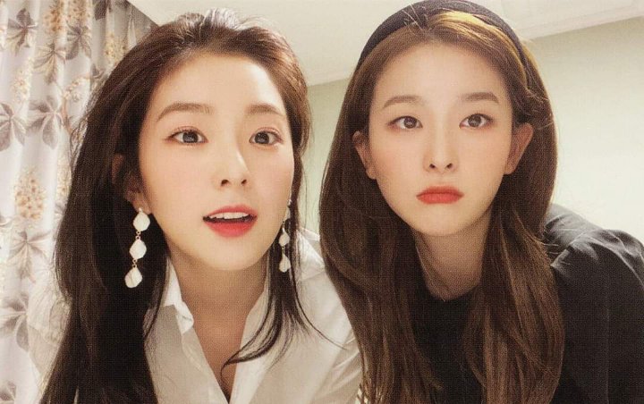 SOBA 2020: Dandanan Cantik Irene dan Seulgi Red Velvet di Blue Cerpet Tuai Pujian Selangit