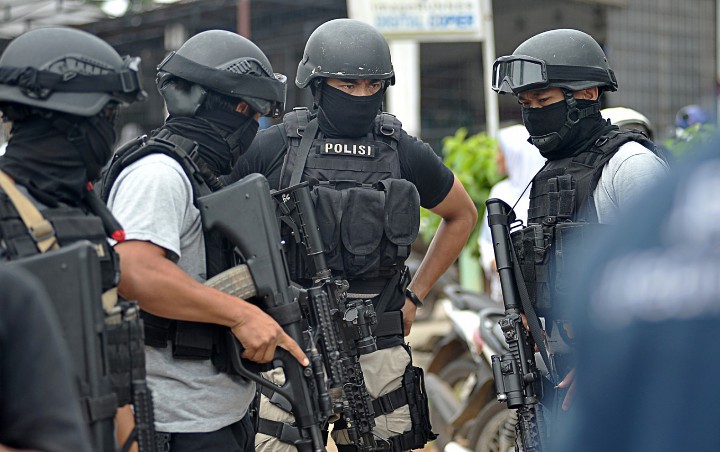 Densus 88 Beraksi, Sukses Tangkap 15 Teroris Di Bekasi Dan Jakarta