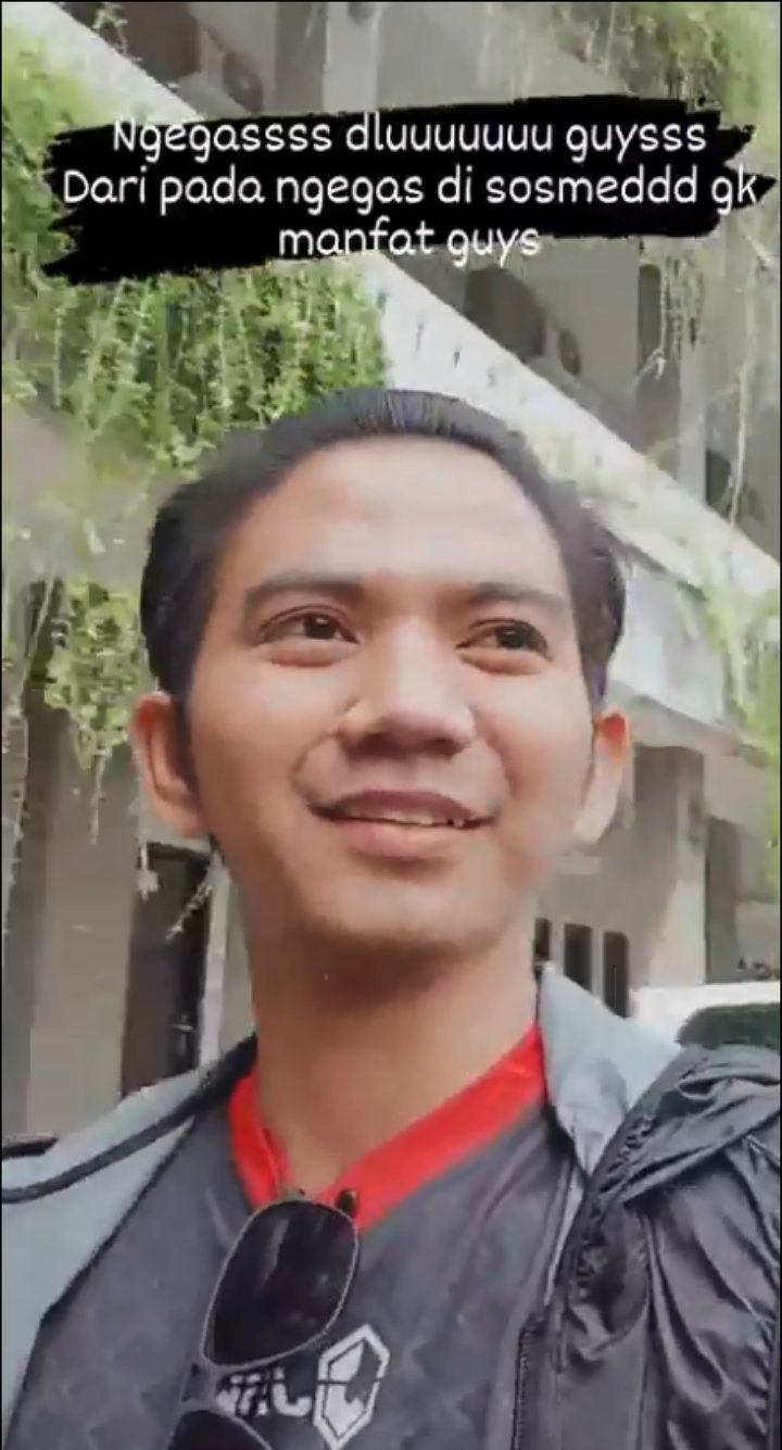 Postingan Rizki DA
