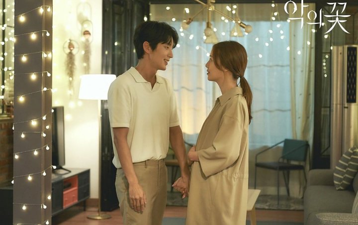 Hubungan Lee Jun Ki dan Moon Chae Won Makin Solid, Rating 'Flower Of Evil' Pecah Rekor