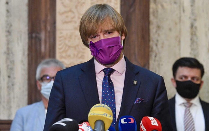 Menteri Kesehatan Ceko Mundur dari Jabatan Akibat Kasus COVID-19 Naik