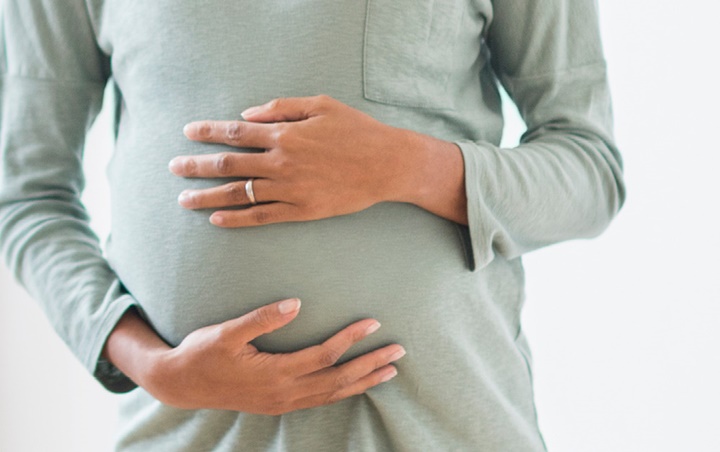 Seorang Suami Sayat Perut Istrinya yang Sedang Hamil Gara-Gara Penasaran Jenis Kelamin Bayi