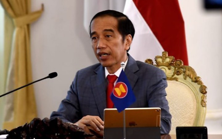 Jokowi Sebut Vaksin Corona Gratis Jadi Urusan Terawan