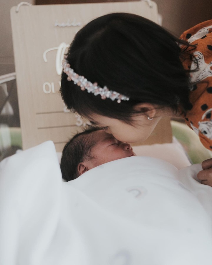 Nastusha Menyambut Adik Laki-lakinya