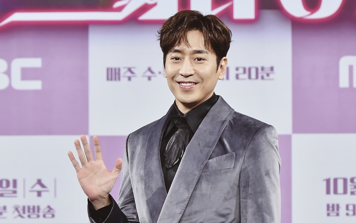 Eric Mun Bahas Syuting Pole Dance di 'The Spies Who Loved Me', Alami Kejadian Tak Terduga
