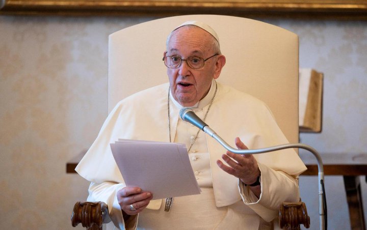 Dukungan Paus Fransiskus Untuk Legalitas Pasangan Sejenis Bikin Panas Warga Twitter