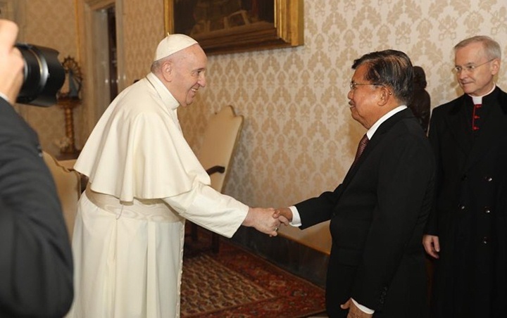 Bertemu Jusuf Kalla di Vatikan, Paus Fransiskus Ungkap Keinginan Kunjungi Indonesia