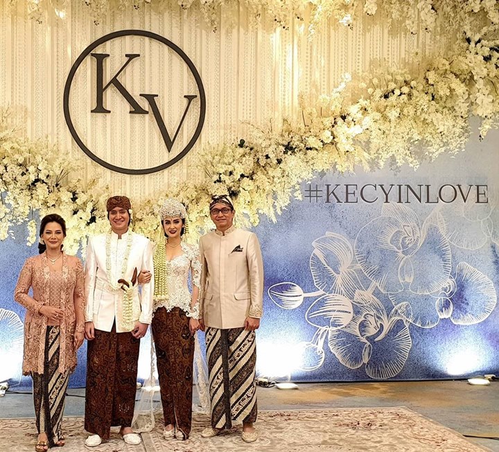 Presiden Jokowi Beri Selamat ke Kevin Aprilio dan Vicy Melanie
