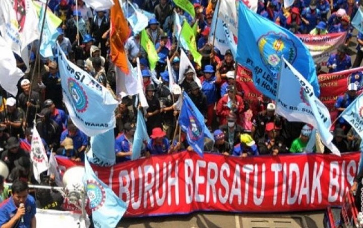 Pemerintah Tak Naikkan Upah Minimum 2021, Buruh Ancam Demo Besar-Besaran