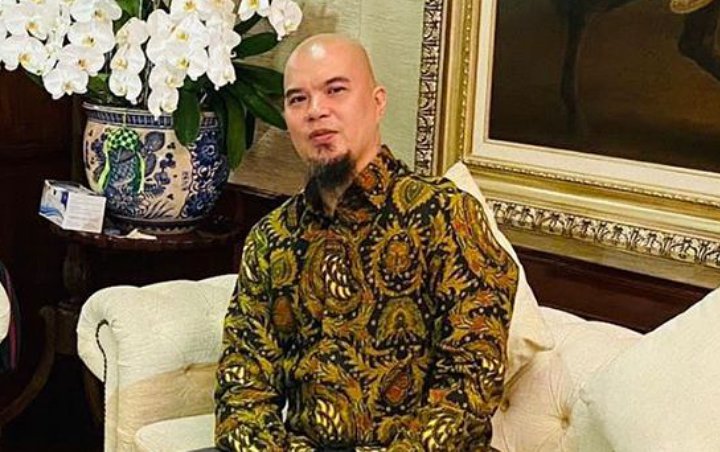 Viral Driver Ojol Mirip Ahmad Dhani Makan di Warteg, Ramai Diajak Foto