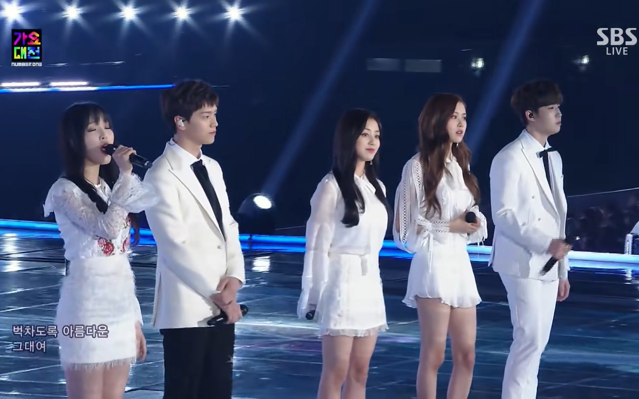 Performance Jihyo, Rose, Sungjae, Yuju, dan Kim Jaehwan di SBS Gayo Daejun Kembali Jadi Bahasan