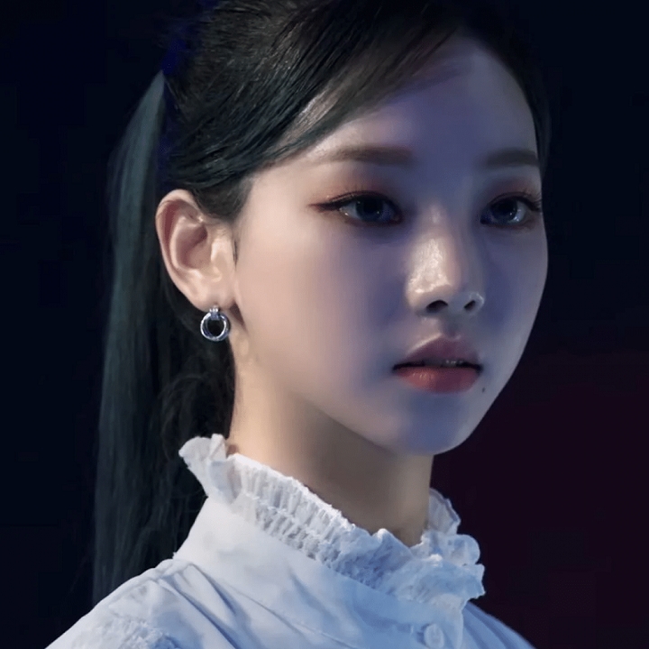 Karina aespa Bisa Tunjukkan Imej Berbeda Hanya dengan Ganti Bentuk Alis