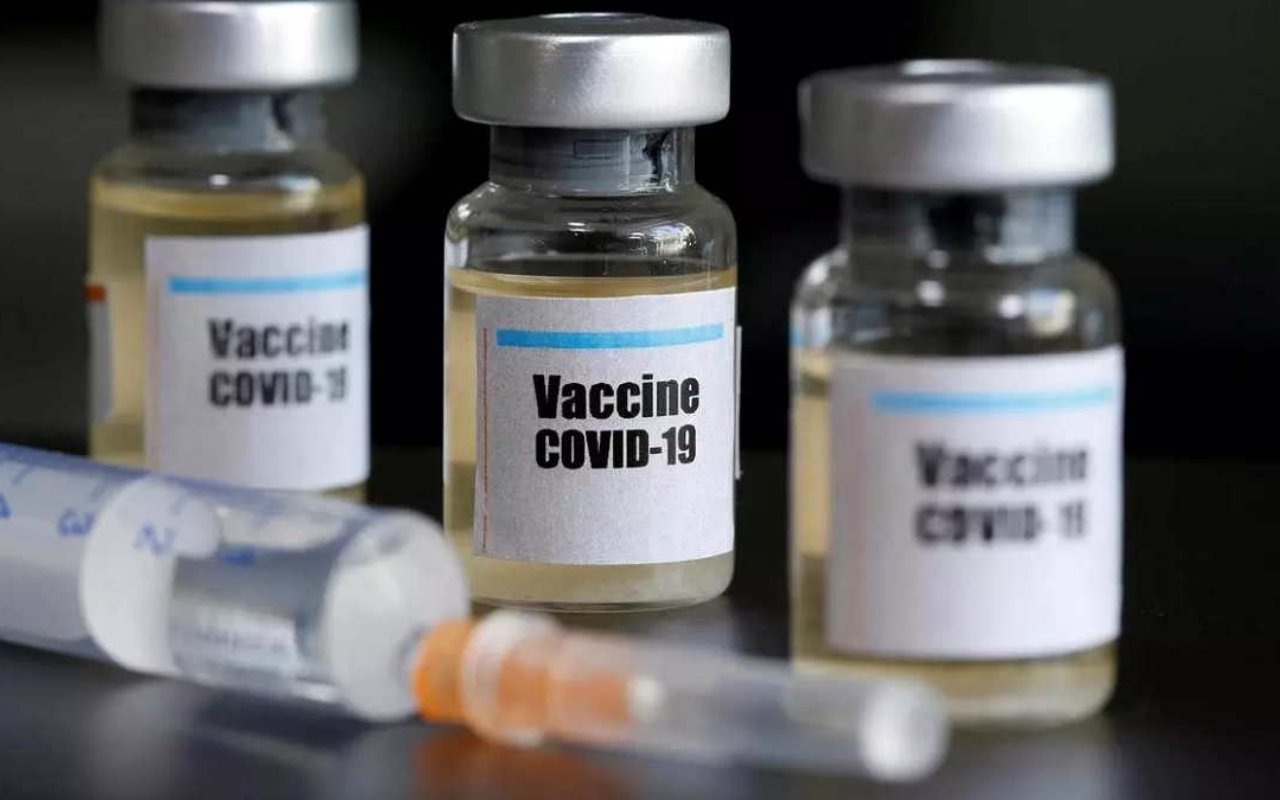 Publik Diminta Tak Ragu, Pakar Pastikan Vaksin COVID-19 yang Sudah Kantongi Izin BPOM Aman