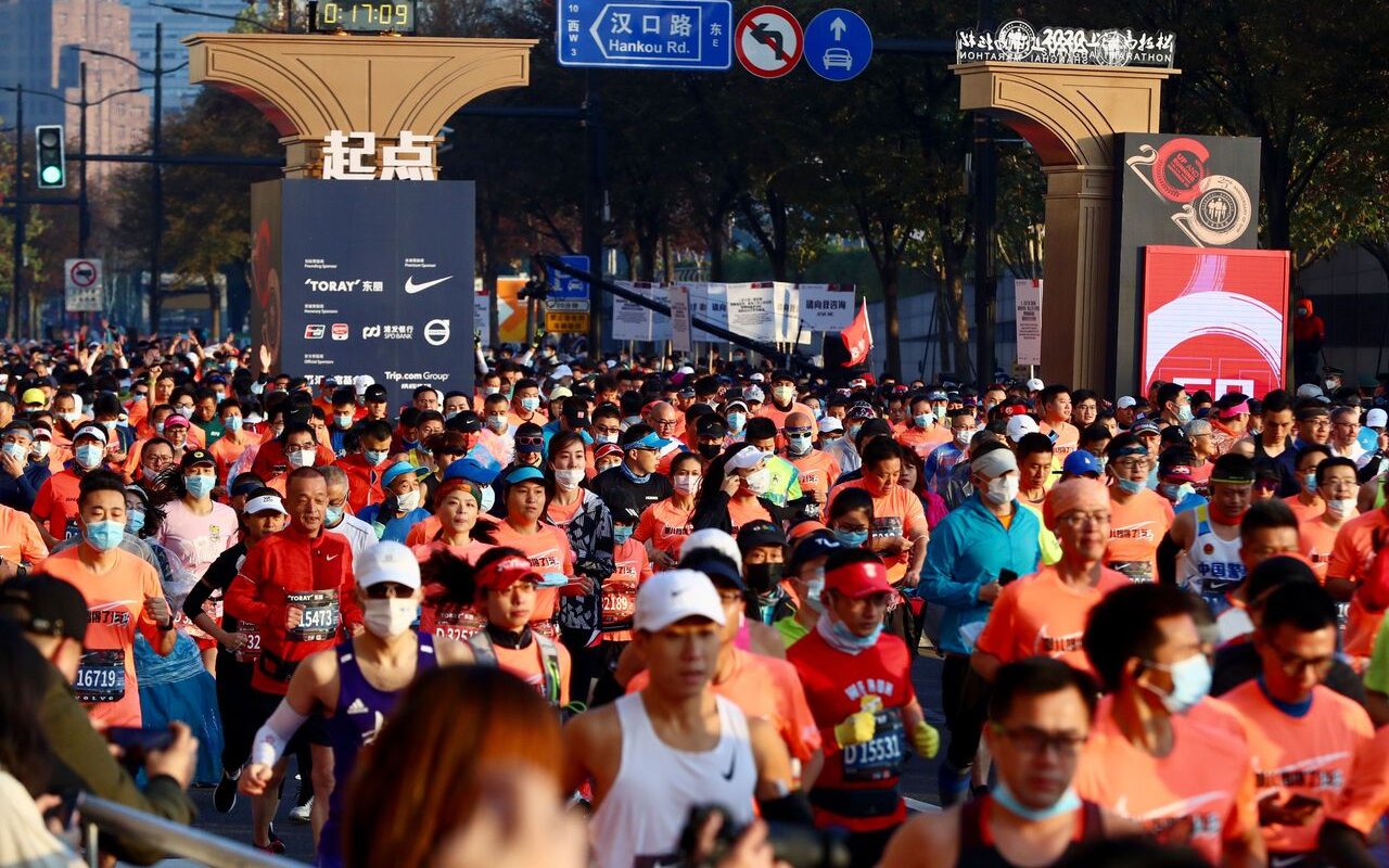 Tiongkok Tetap Gelar Shanghai International Marathon di Tengah Pandemi, 9 Ribu Pelari Jadi Peserta