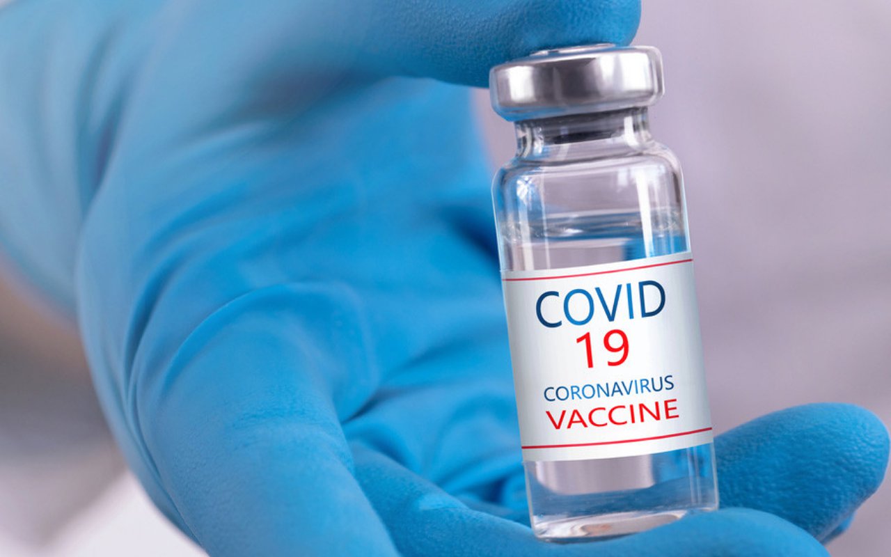 Inggris Tuai Kritik Usai Beri Izin 'Darurat' Vaksin COVID-19 Pfizer-BioNTech