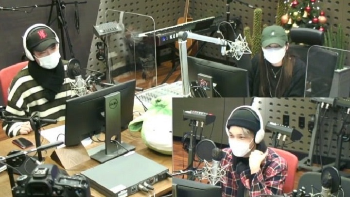 Kai EXO Ungkap Alasan Ia Nangis Saat Siaran Live dan Bahas Minatnya pada Fashion