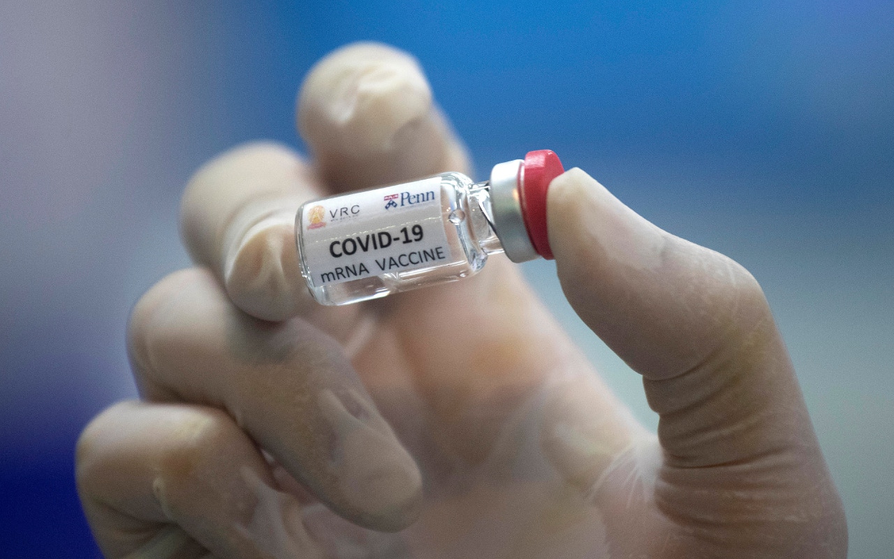 Pandemi Corona di Indonesia Diprediksi Baru Berakhir Tahun 2022 Jika Hanya Andalkan Vaksin
