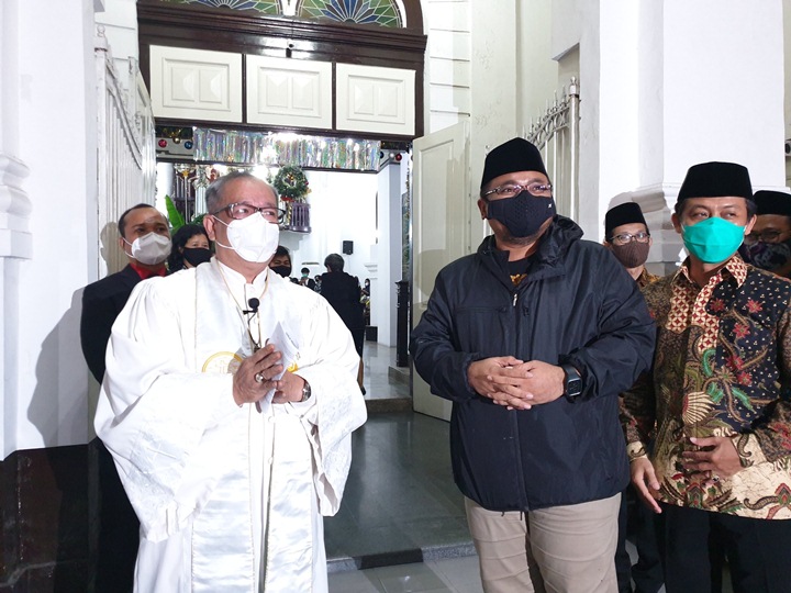 Yaqut Cholil Kunjungi Perayaan Natal, Tegaskan Jadi Menteri untuk Semua Agama-1