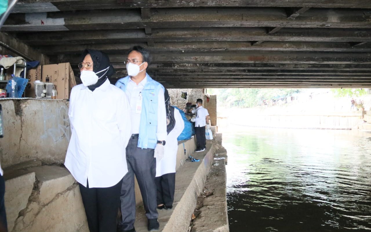 Pemkot DKI Bakal Benahi Kolong Jembatan Pegangsaan, Efek Blusukan Risma?