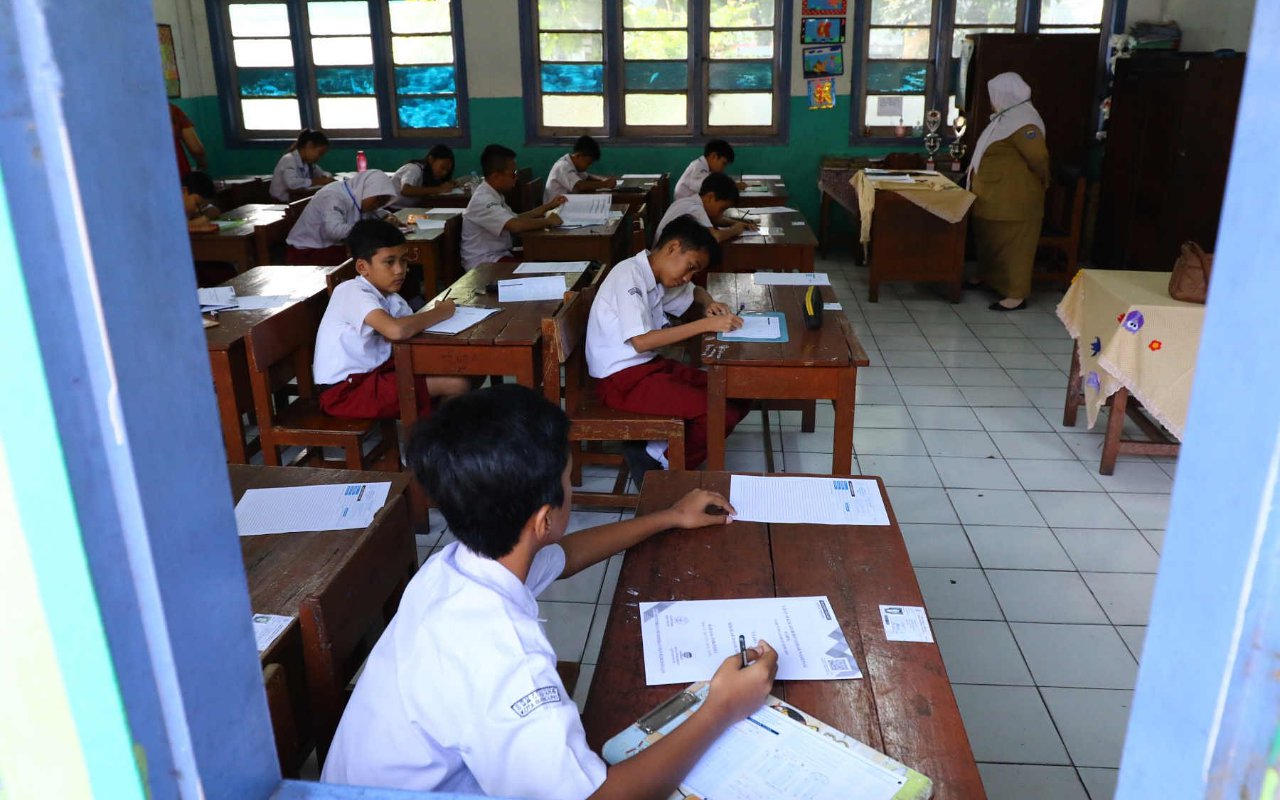 Ada Jabar Hingga Bali, 14 Provinsi Ini Disebut Kemendikbud Siap Buka Sekolah Tatap Muka 