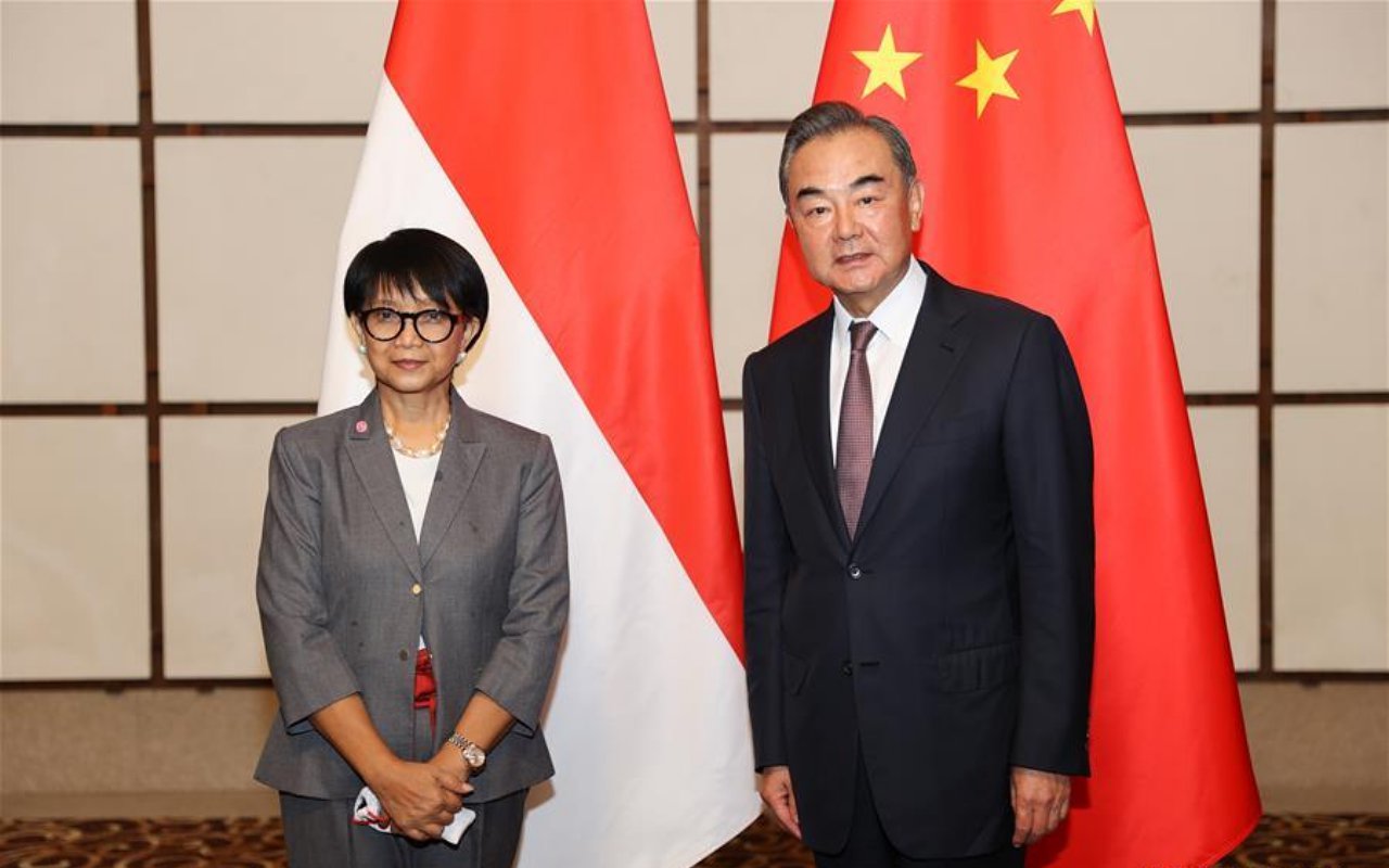 Indonesia Siap Bahas Isu Perlindungan WNI ABK Dalam Kunjungan Menlu Tiongkok 