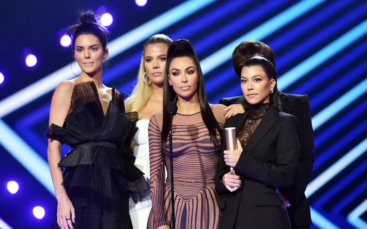 Keluarga Kardashian Hadiahkan Puluhan Jam Rolex untuk Kru 'KUWTK'