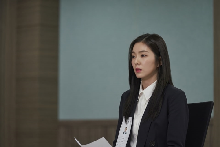 Irene Red Velvet Dipuji Habis-Habisan Pelatih Yang Bantu Aktingnya di \'Double Patty\'