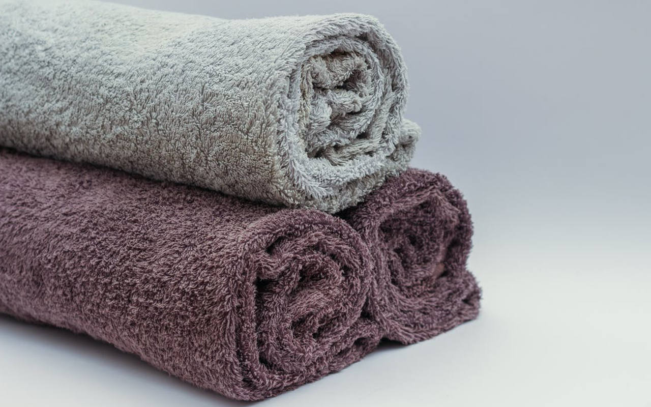 Jangan Sampai Lembap dan Apek, Ini 7 Tips Mencuci Handuk Agar Wangi dan Tetap Lembut
