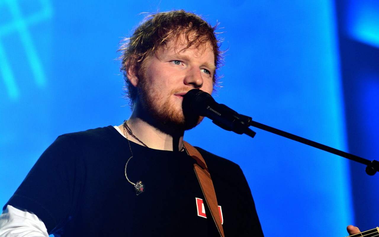 Ed Sheeran Pecahkan Rekor Baru di Chart Billboard AS, Berhasil Ungguli John Mayer