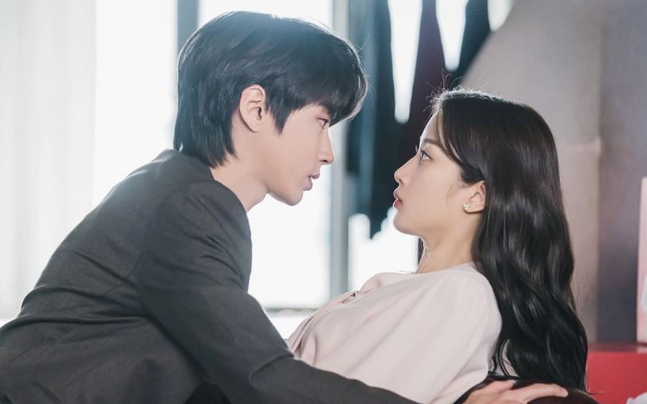 Kelewat Keren, Pengakuan Cinta Hwang In Yeop Pada Moon Ga Young di 'True Beauty' Jadi Perbincangan
