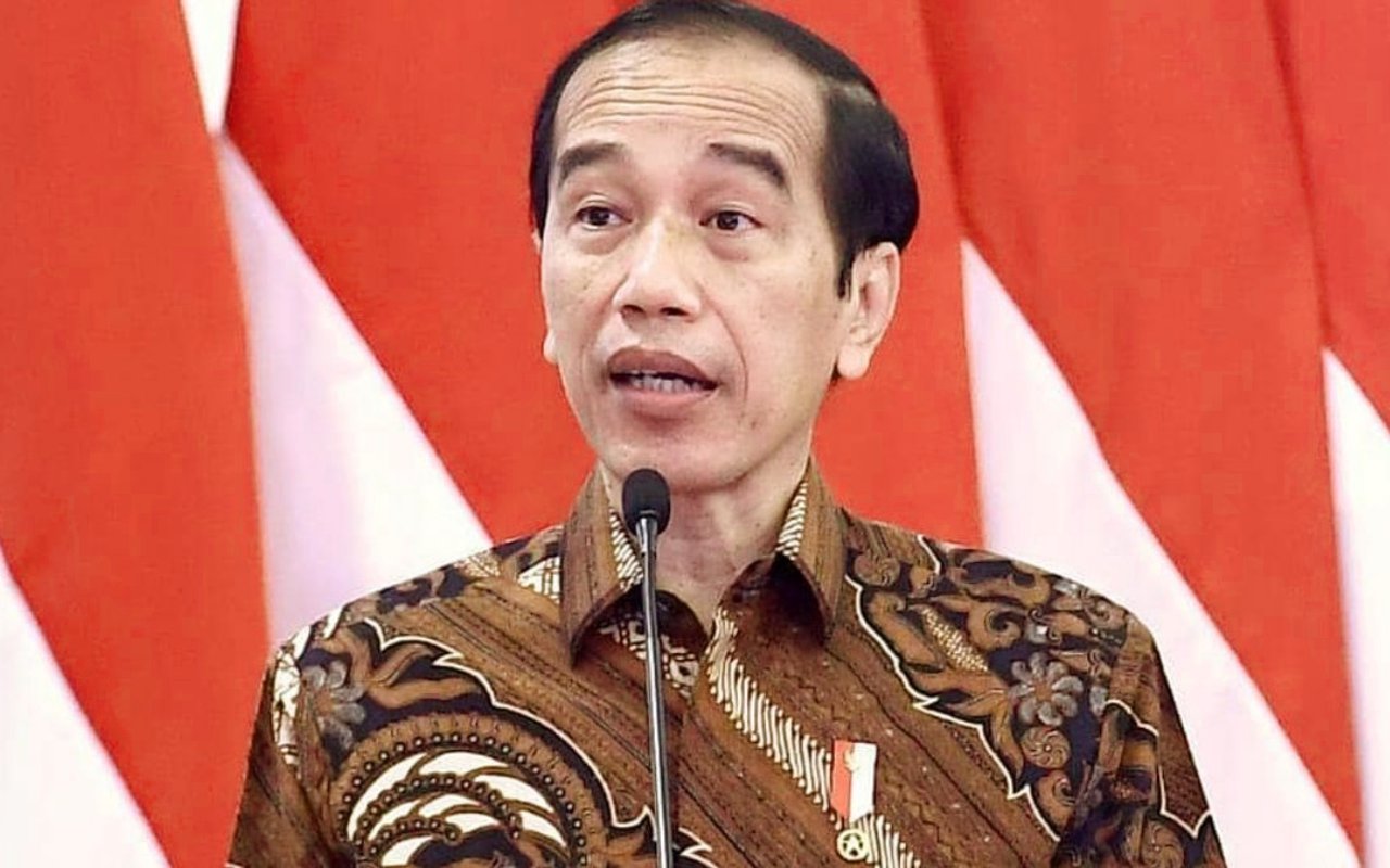 Jokowi Diminta Tidak 'Gimmick' dan Ditantang Buktikan Revisi UU ITE