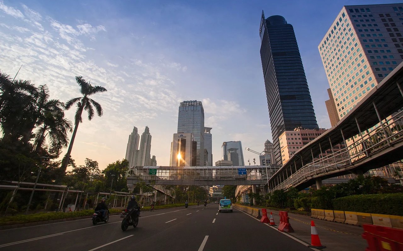 PPKM Mikro Jawa-Bali Kembali Diperpanjang, Patuhi Aturan Penting Ini!