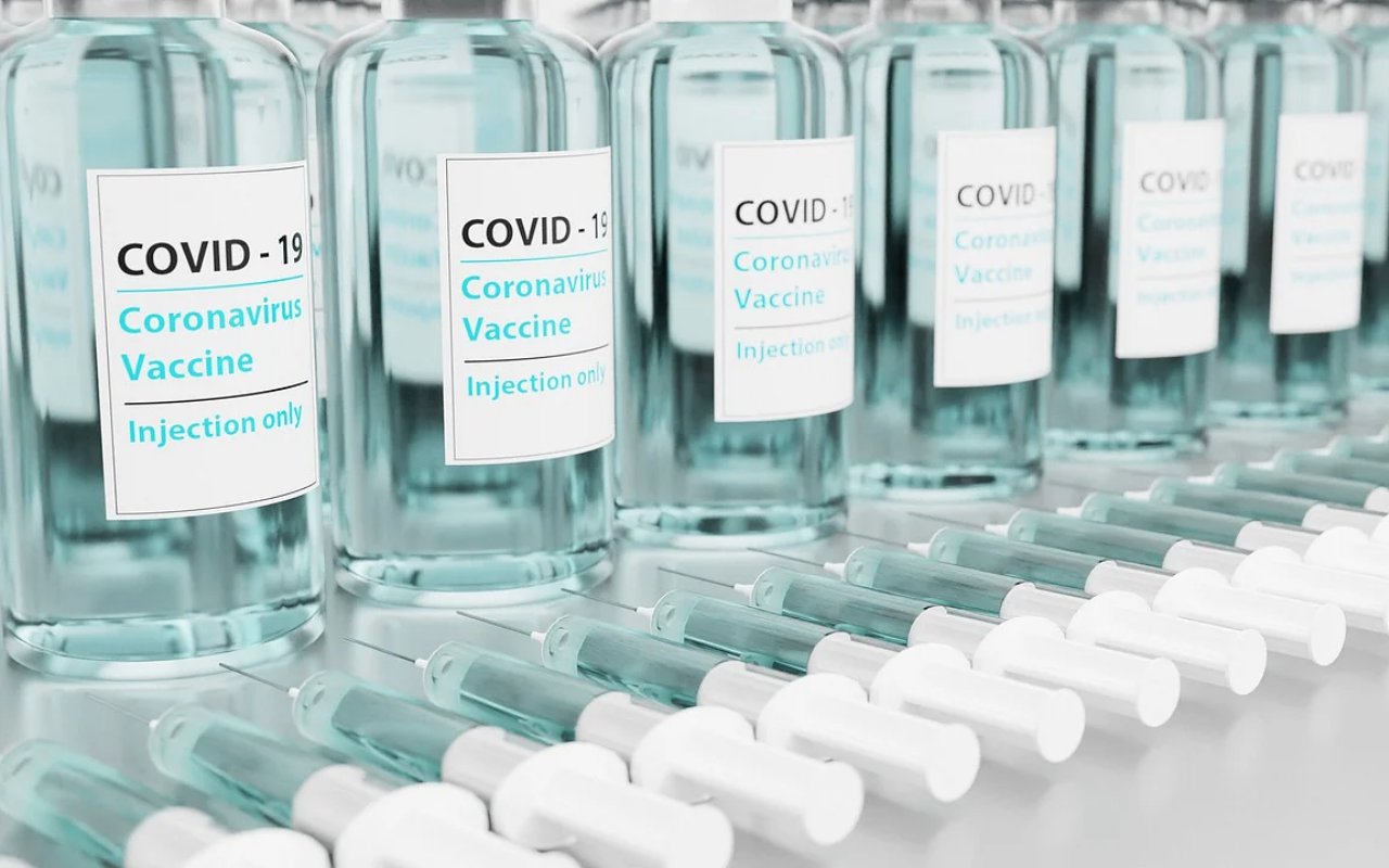 Vaksinasi COVID-19 Mandiri Bakal Pakai 2 Merek Ini, Kena Harga Berapa?