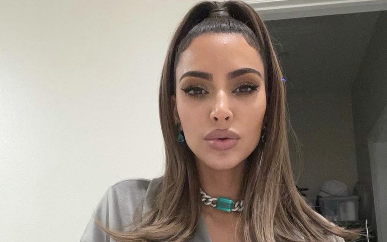 Kim Kardashian Blak-blakan Soal Trauma Akibat Body Shaming Saat Kehamilan Pertama