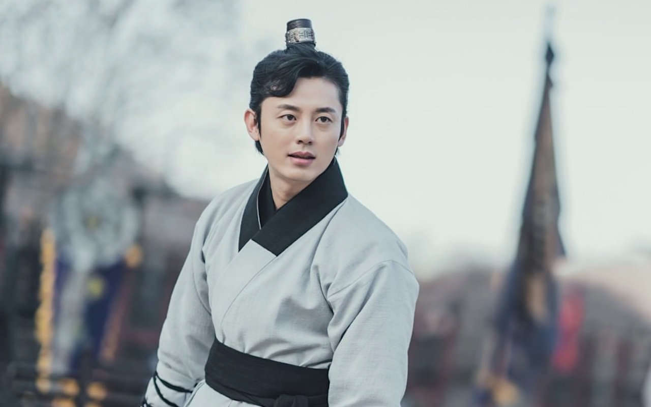 Lee Ji Hoon Enggan Dibayar Untuk Syuting Ulang 'River Where The Moon Rises', Begini Reaksi Netizen
